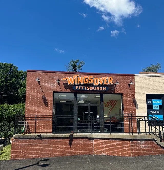 Wings Over Pittsburgh storefront in Green Tree
