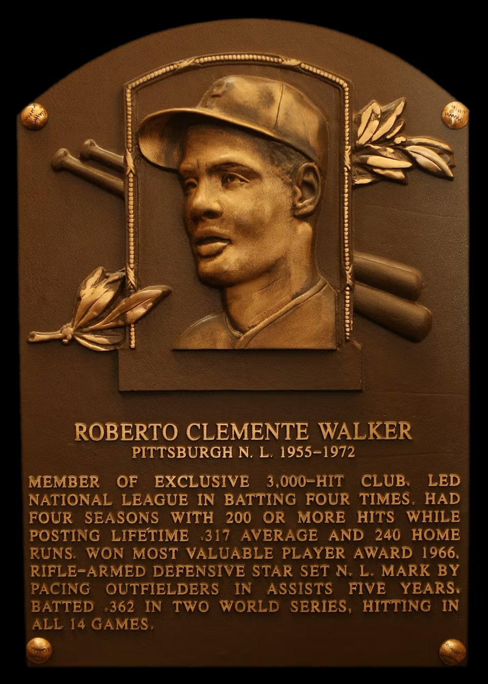Roberto Clemente Walker's bronze Hall of Fame plaque — Pittsburgh N.L. 1955–1972