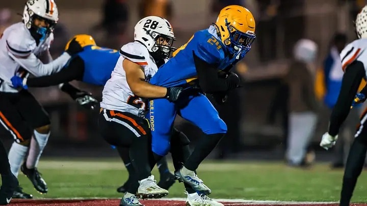 Westinghouse Bulldogs football — players in blue and gold uniforms in action